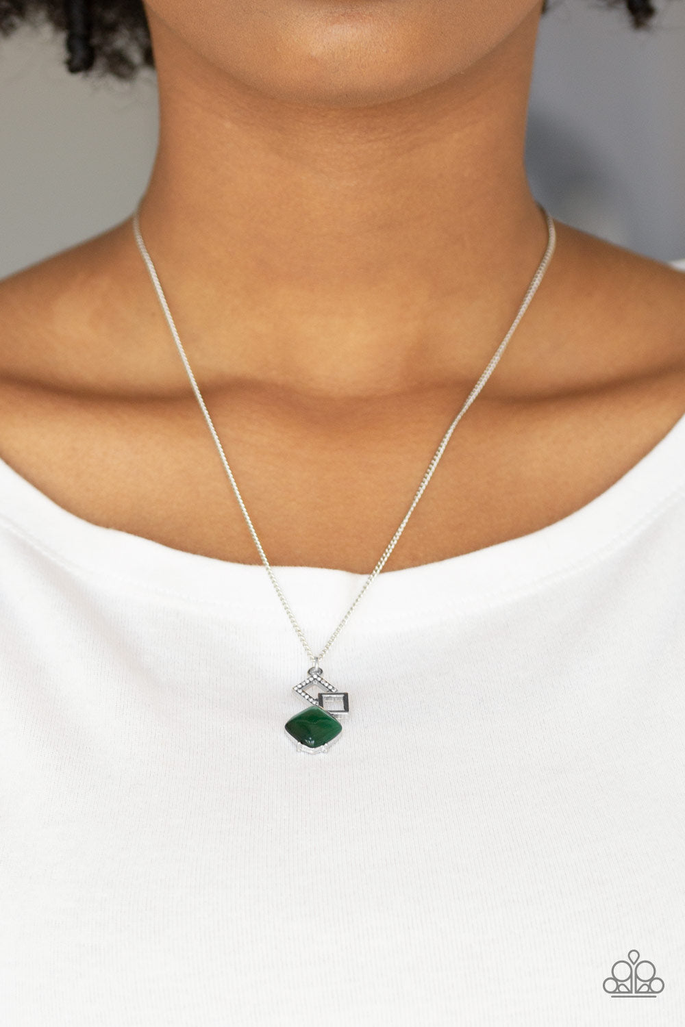 STYLISHLY SQUARE - GREEN MOONSTONE NECKLACE