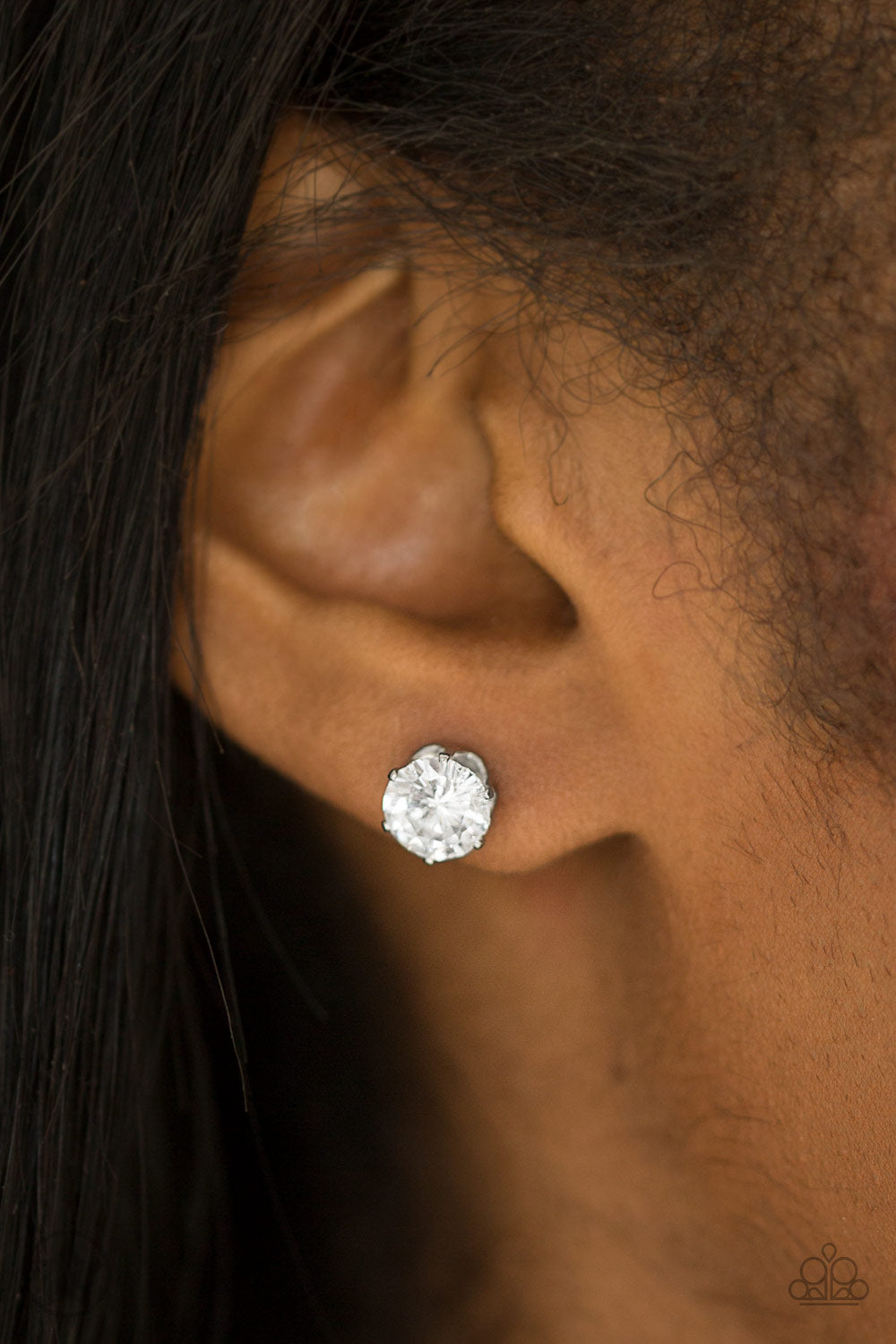 JUST IN TIMELESS - WHITE CLEAR CRYSTAL RHINESTONE POST EARRINGS