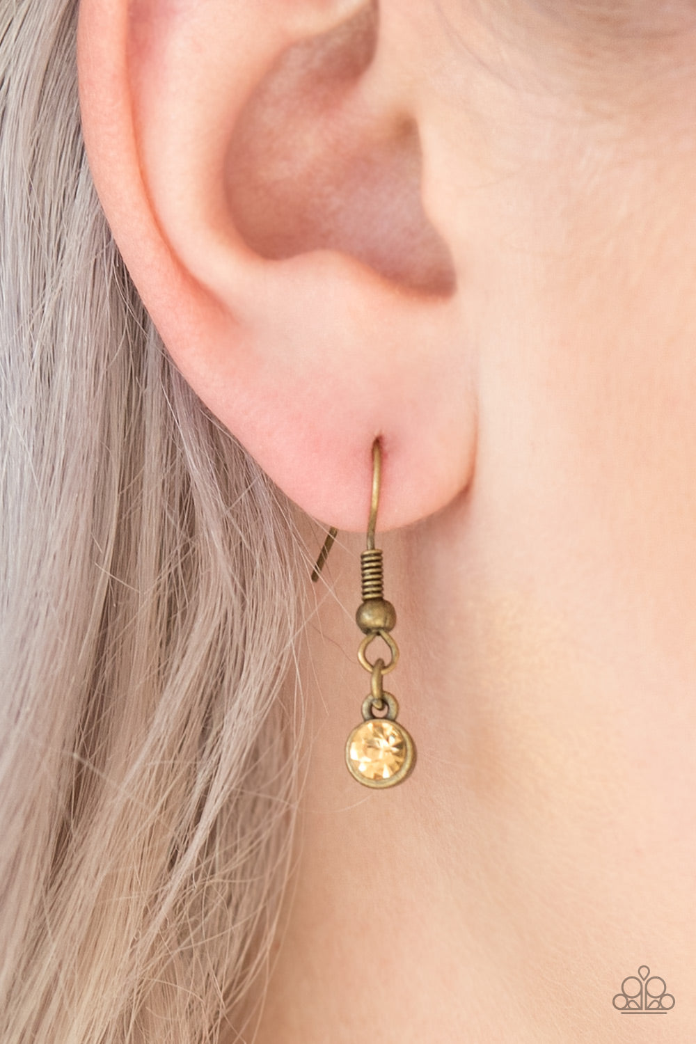 STARLIGHT THE WAY - BRASS TOPAZ Y SHAPE NECKLACE