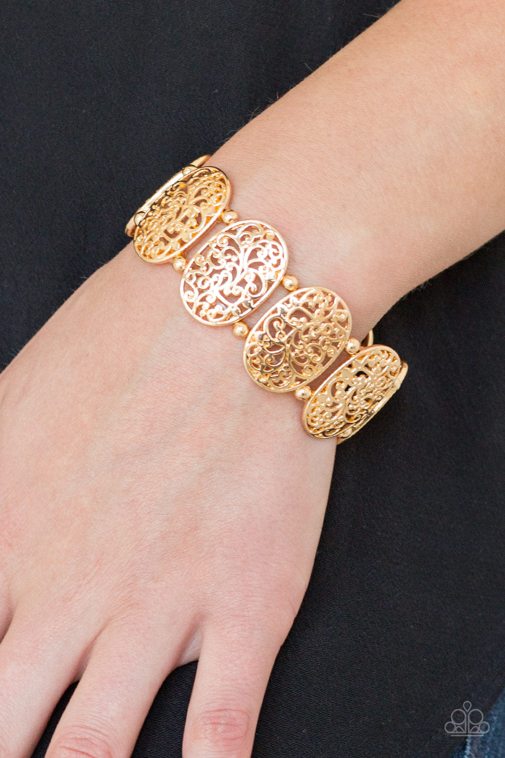 EVERYDAY ELEGANCE - GOLD FILIGREE OVALS STRETCH BRACELET