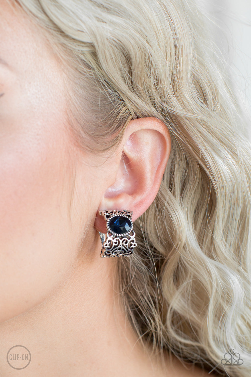 GLAMOROUSLY GRAND DUCHESS - BLUE SAPPHIRE RHINESTONE SILVER FILIGREE CLIPON EARRINGS