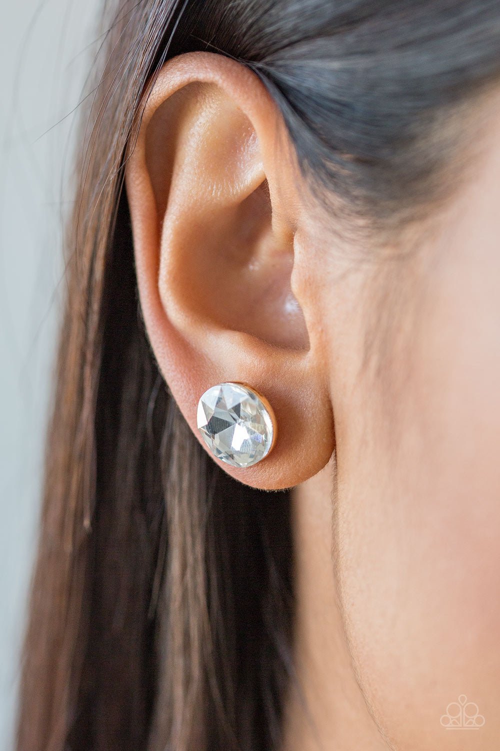 GLOWING, GLOWING, GONE! - GOLD CLEAR RHINESTONE SOLITAIRE ROUND POST EARRINGS