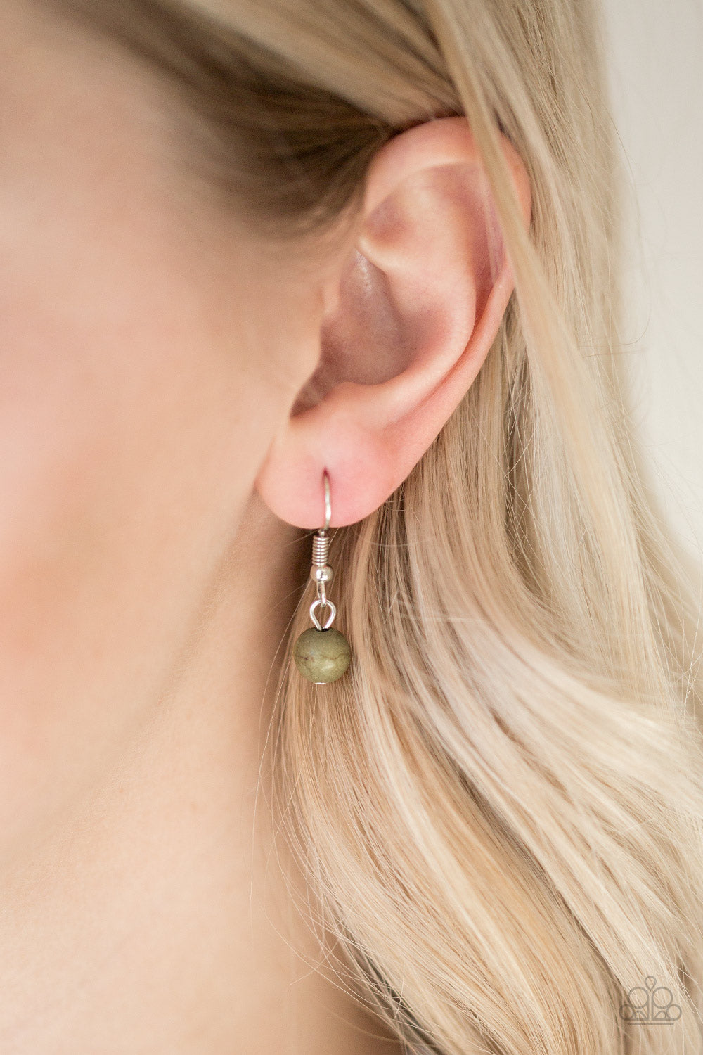 GROUND FORCES - GREEN SANDSTONE SILVER NECKLACE