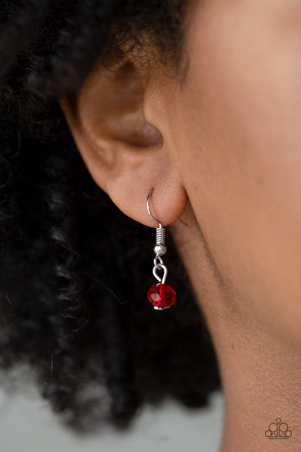 EXTRAVAGANT ELEGANCE - RED