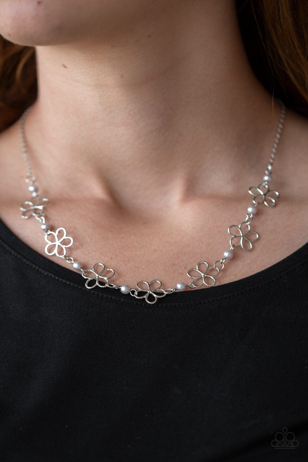 ALWAYS ABLOOM - SILVER FLOWER GRAY BEADS DAINTY NECKLACE