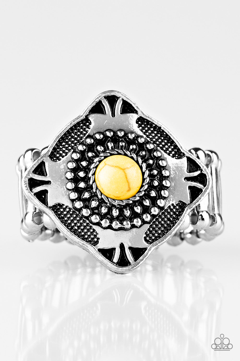 FOUR CORNERS FASHION - YELLOW SILVER RING