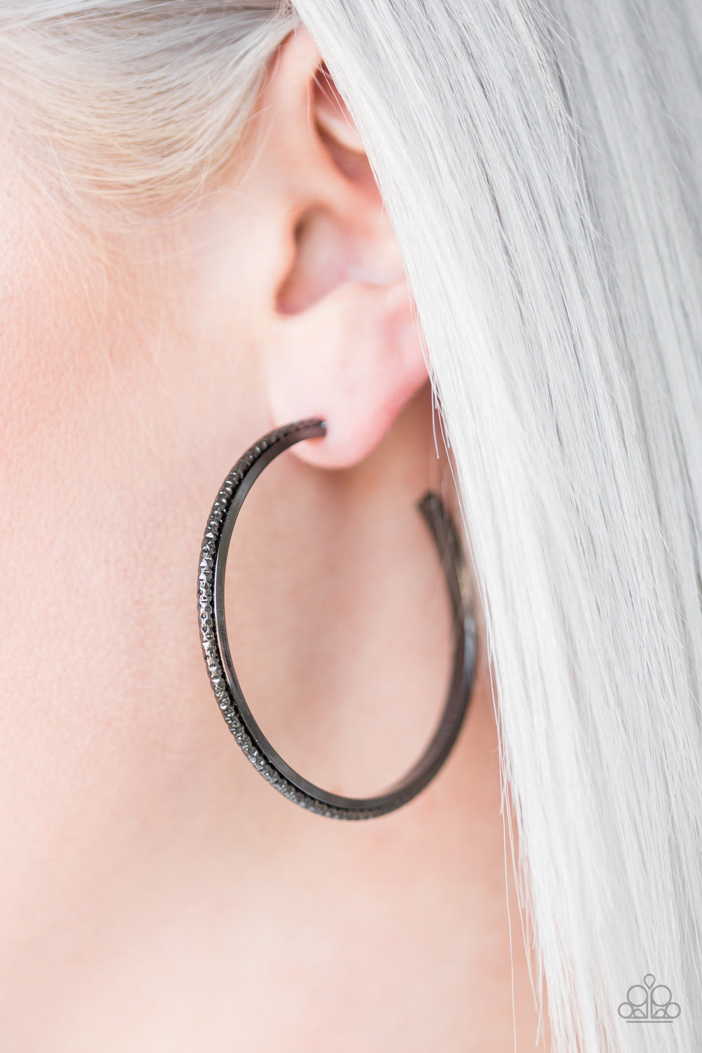 GIRL GANG - BLACK GUNMETAL TEXTURED SLIM HOOP EARRINGS