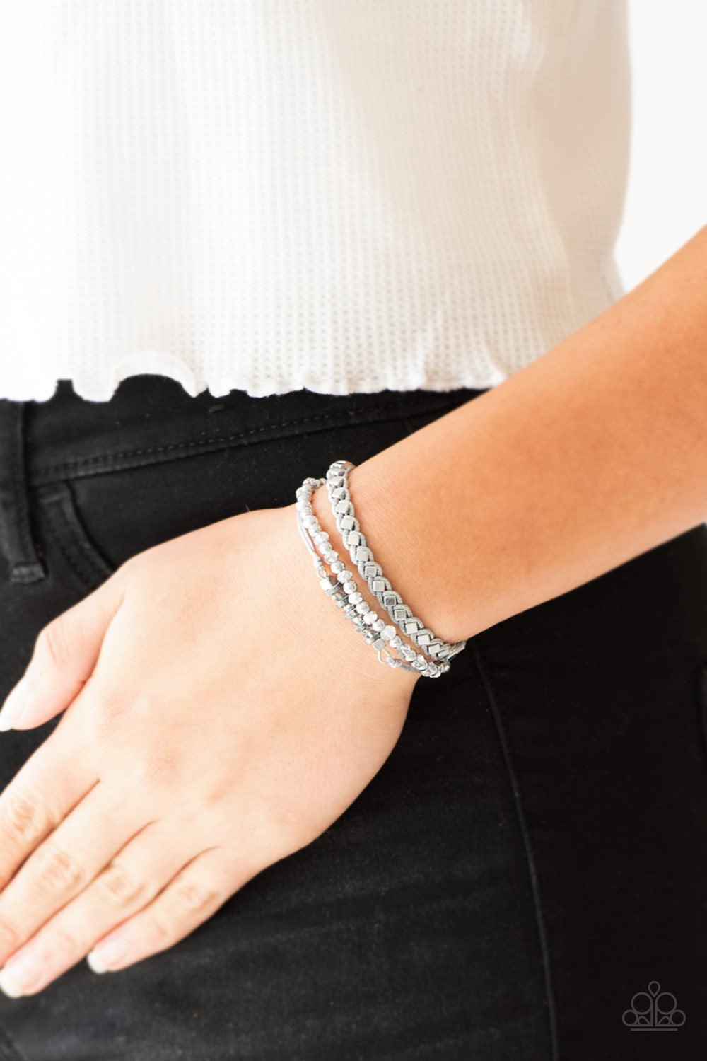 ULTRA MODERN - SILVER CUBE BEADS GRAY CORD DRAW STRING BRACELET