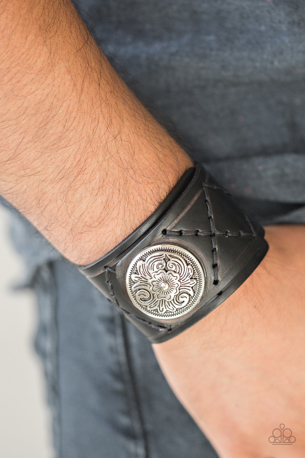 BADLANDS BANDIT - BLACK LEATHER STITCHED SILVER MEDALLION WRAP BRACELET
