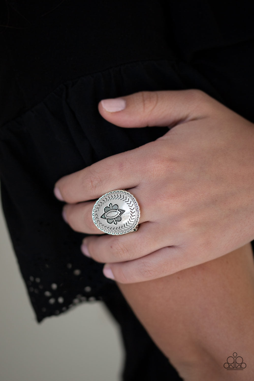 DOWN AND OUTBACK - SILVER SHIELD RING