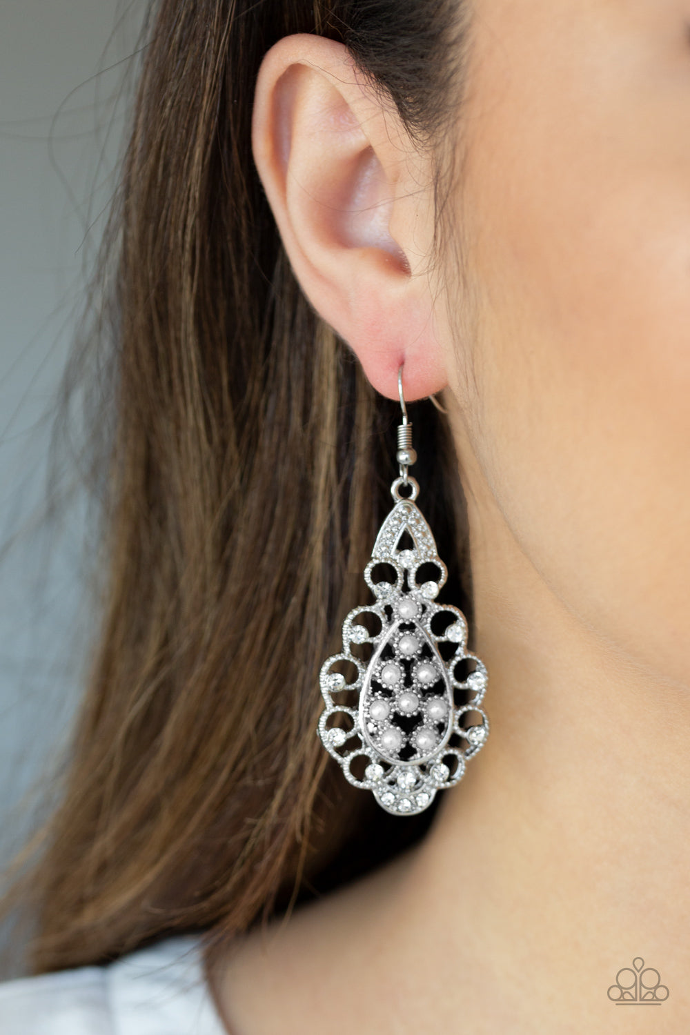 SPRINKLE ON THE SPARKLE - WHITE PEARLS SILVER SCALLOPED DAINTY EARRINGS