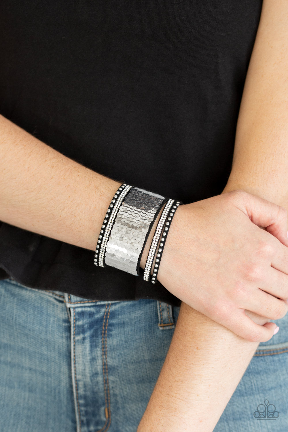 MERMAIDS HAVE MORE FUN - GOLD