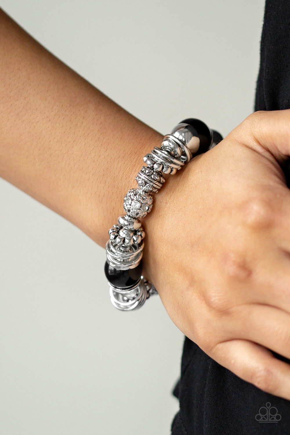 UPTOWN TEASE - BLACK SILVER STRETCH BRACELET