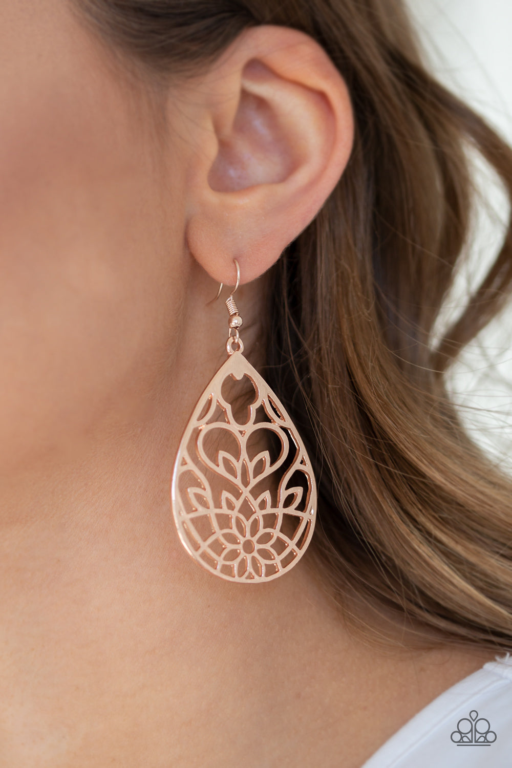LOVELY LOTUS - ROSE GOLD FLORAL TEARDROP CUTOUT EARRINGS