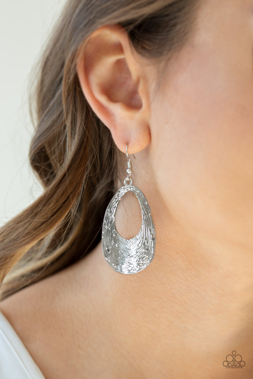 MEAN SHEEN - SILVER TEXTURED TEARDROP THUMBPRINT EARRINGS