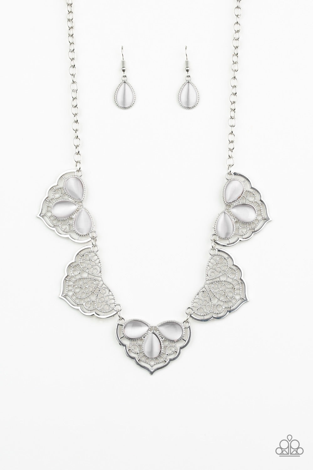 EAST COAST ESSENCE - WHITE