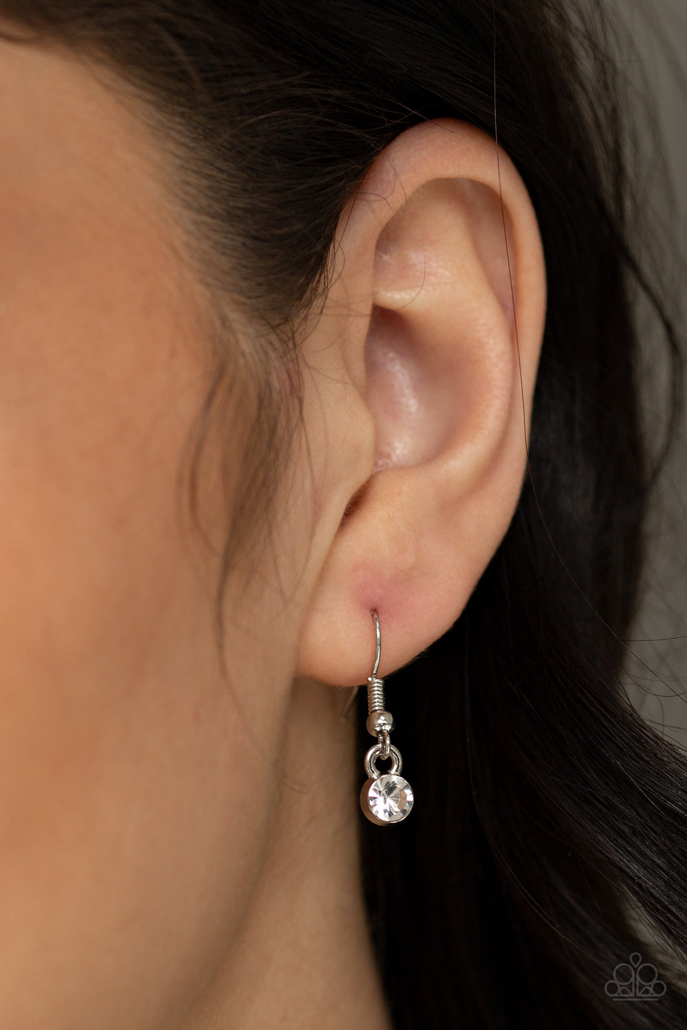 DIAMONDS FOR DAYS - WHITE DIAMOND RHINESTONE SOLITAIRE NECKLACE