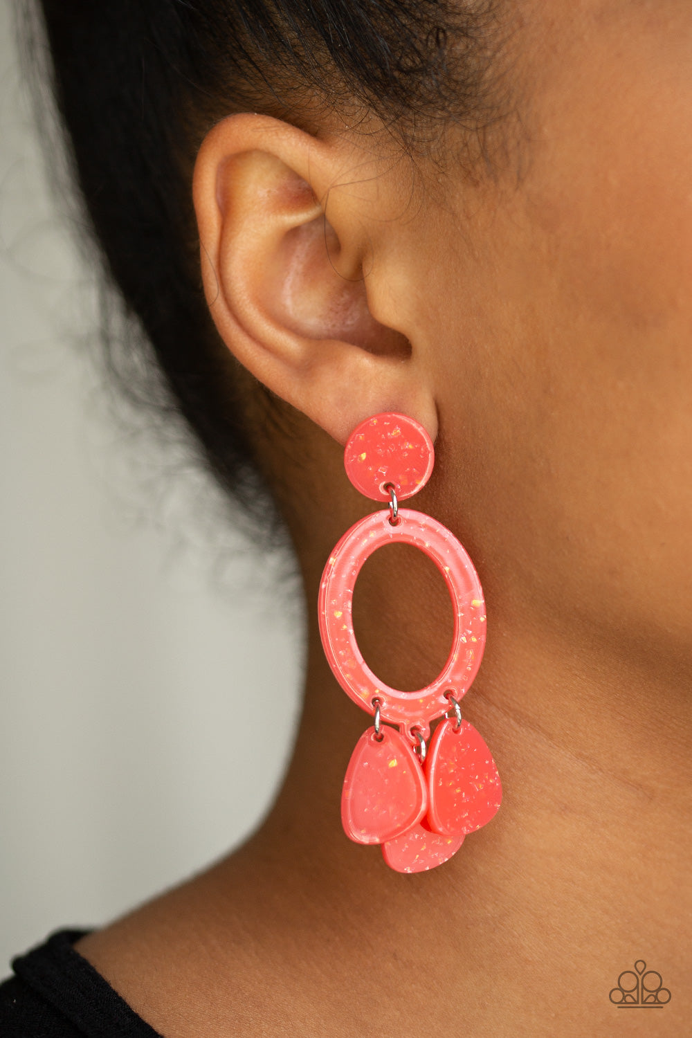 SPARKLING SHORES - ORANGE FRINGE ACRYLIC EARRINGS