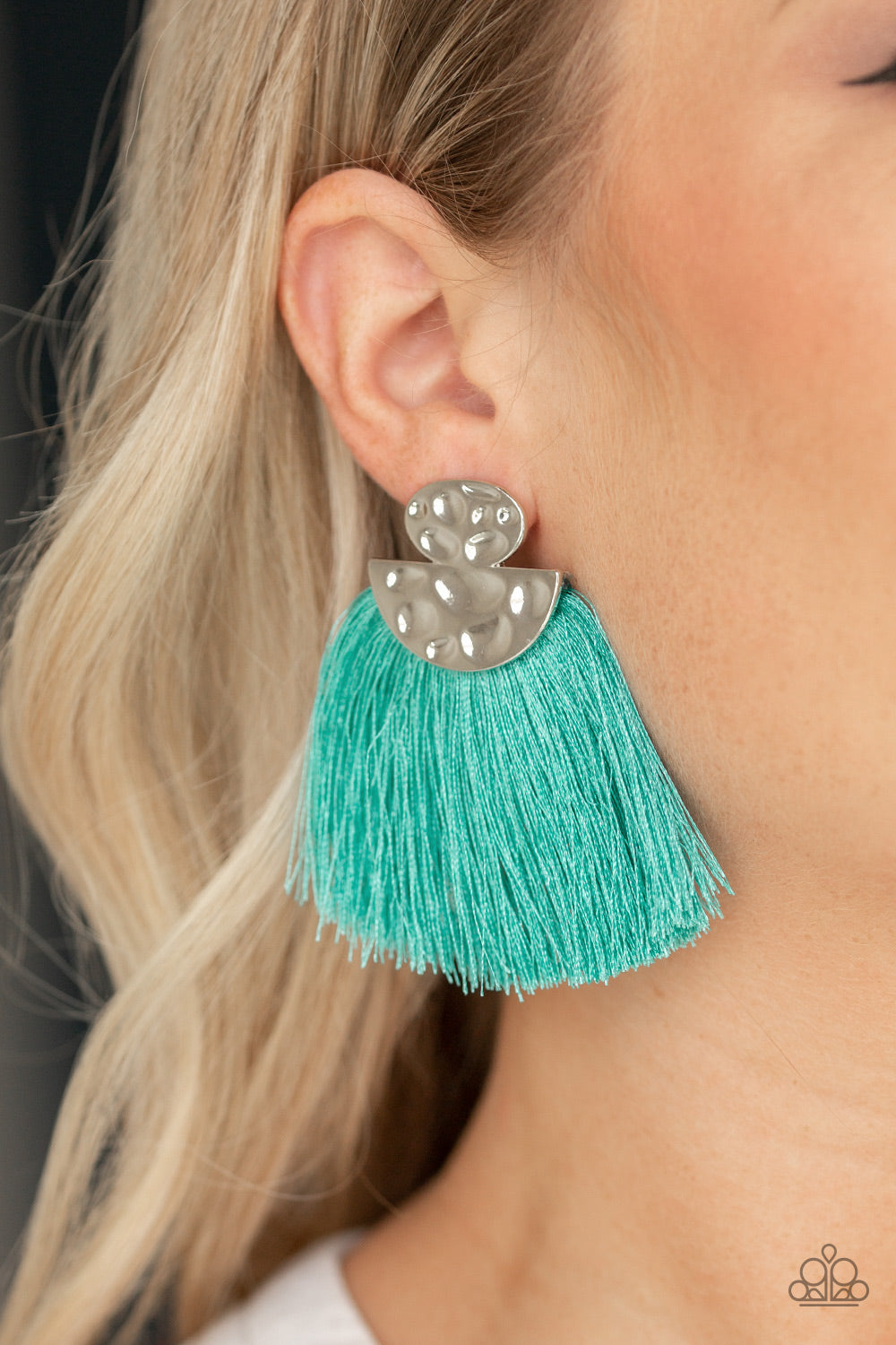 MAKE SOME PLUME - BLUE THREAD HAMMERED SILVER POST FRINGE EARRINGS