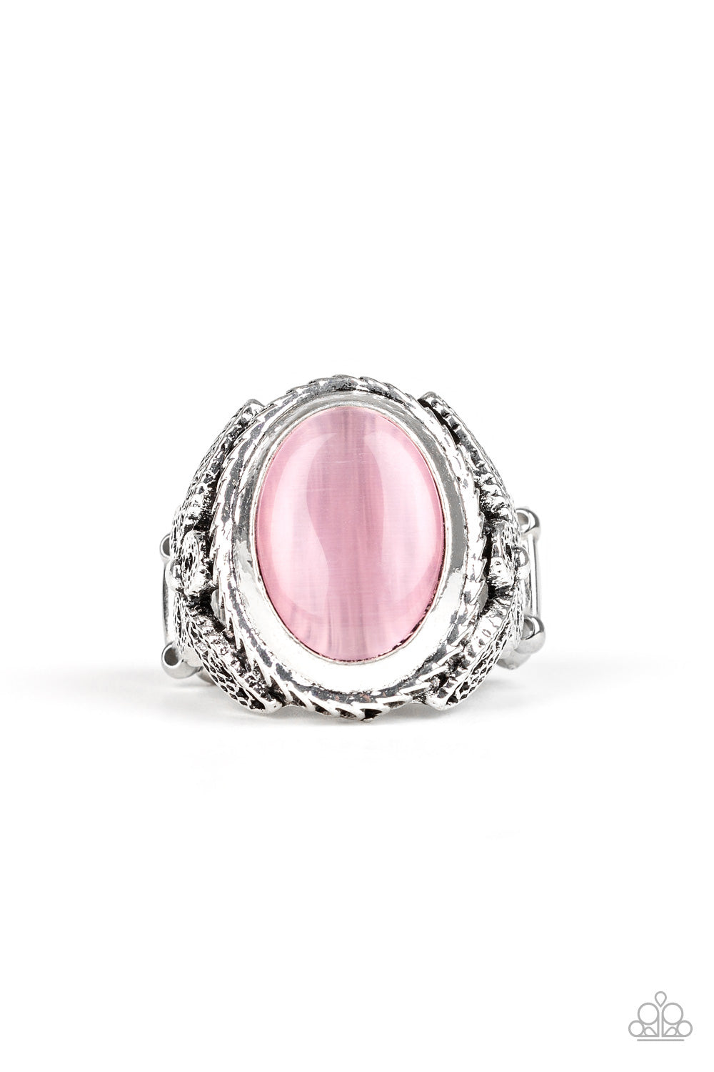 DEEP FREEZE - PINK OVAL MOONSTONE SILVER RING