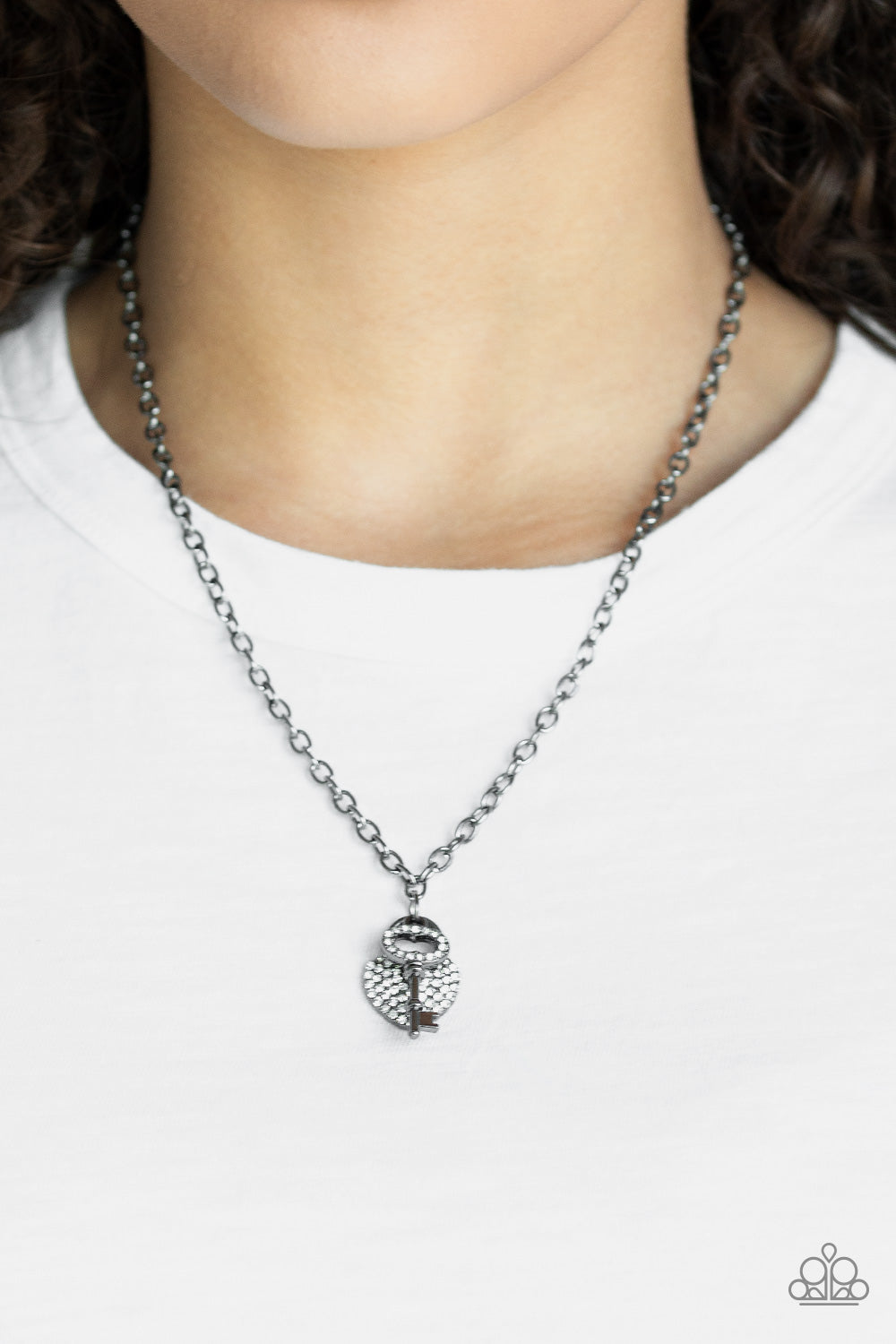 POP AND LOCKET - BLACK HEART LOCK AND KEY NECKLACE