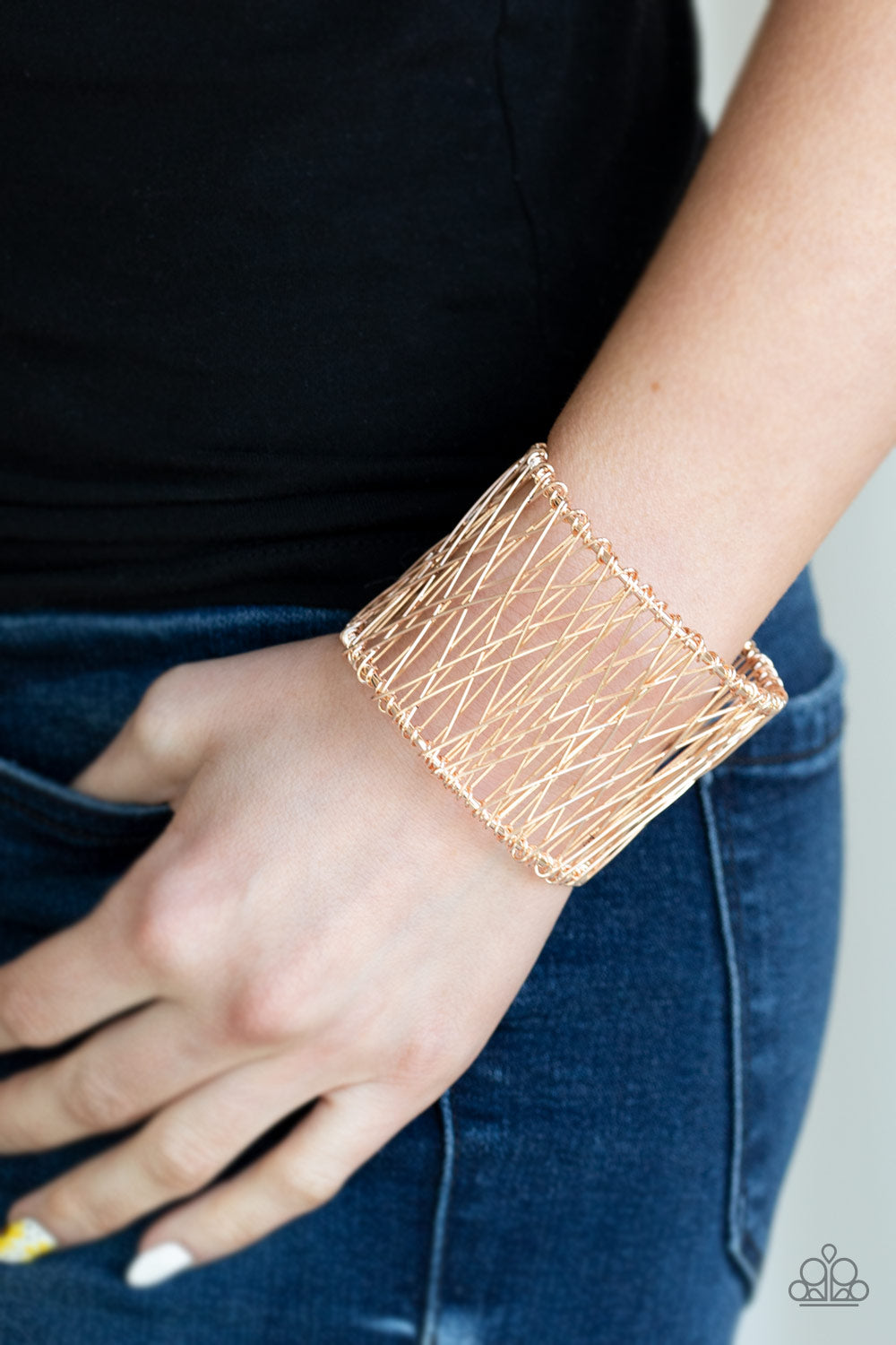 WORK FOR WIRE - ROSE GOLD WIRE CUFF BRACELET