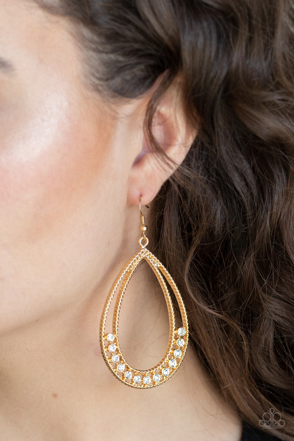 GLITZ FIT - GOLD TEARDROP CLEAR RHINESTONES EARRINGS