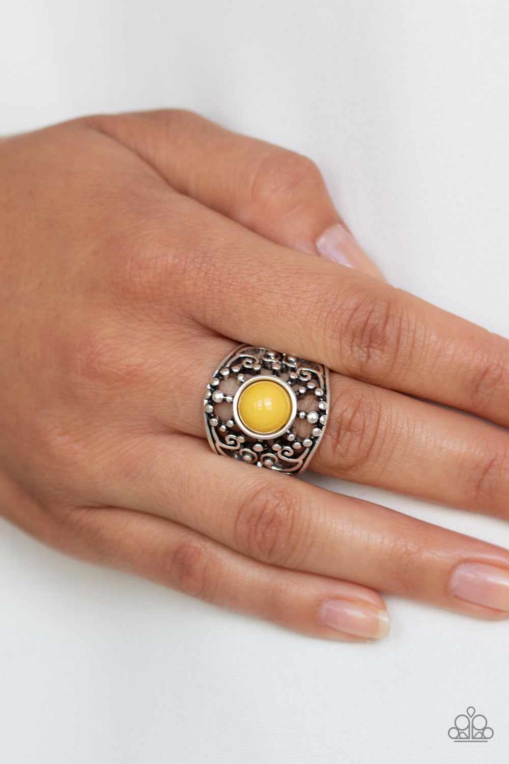 ON AN ADVENTURE - YELLOW LEMON YELLOW SILVER SCROLL FILIGREE RING