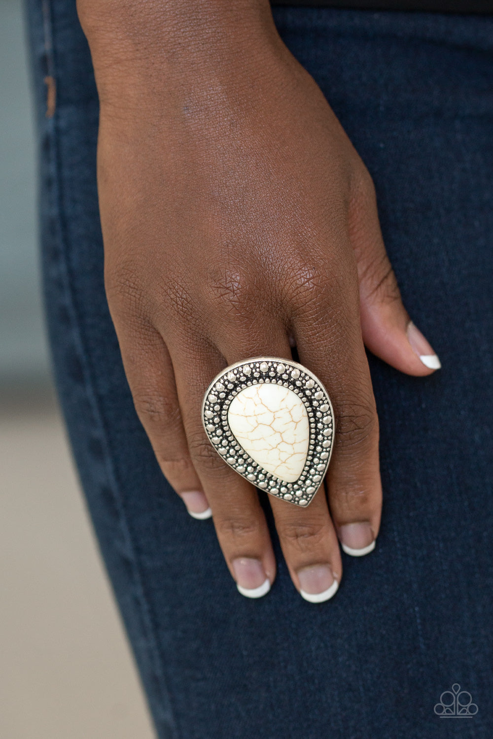 SANTA FE STORM - WHITE TEARDROP CRACKLE STONE BOLD RING