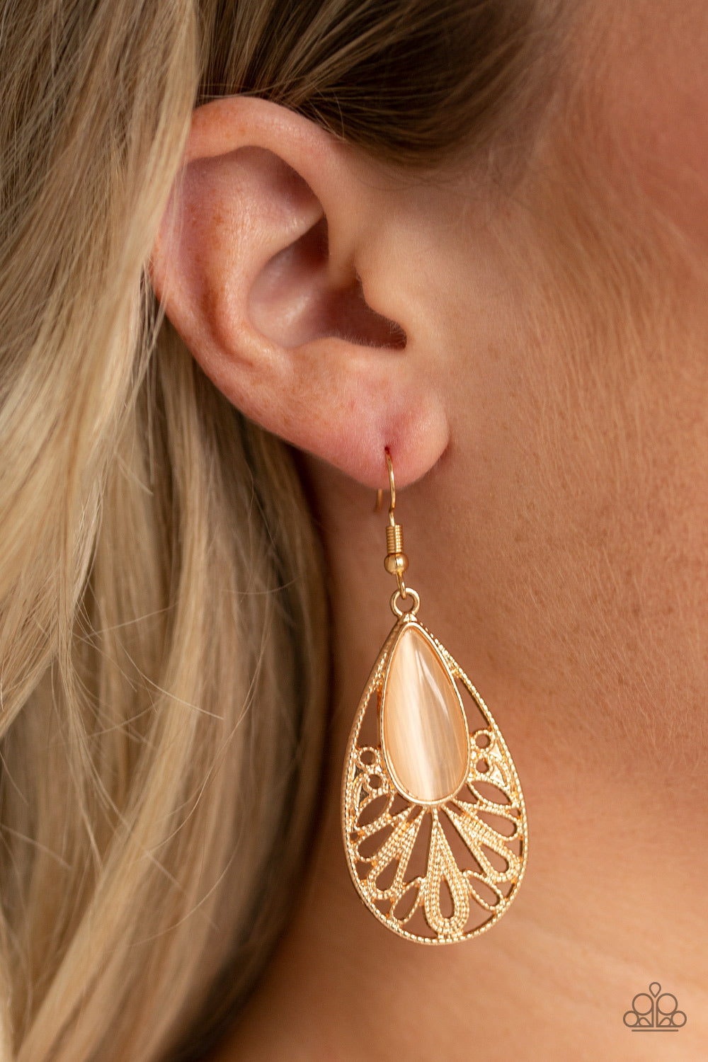 GLOWING TRANQUILITY - GOLD MOONSTONE TEARDROP EARRINGS