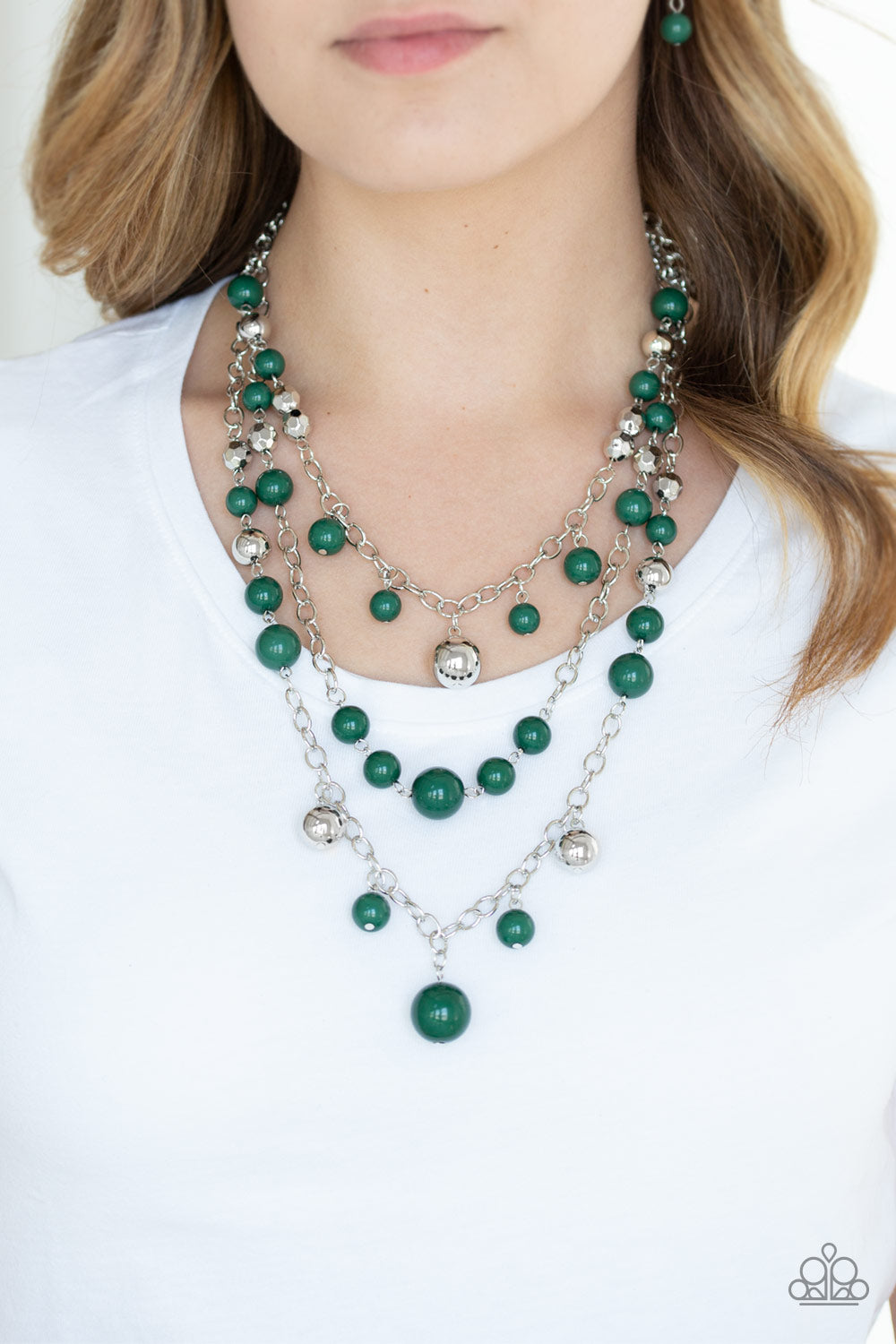 THE PARTYGOER - GREEN AND SILVER BEADS 3 LAYER NECKLACE