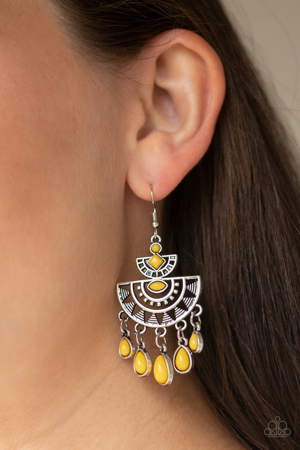 SOL SEARCHING - YELLOW EARRINGS