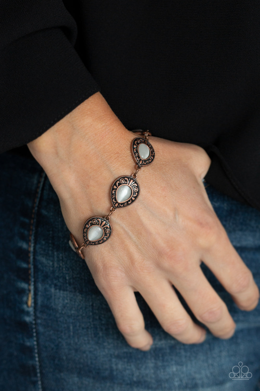ENCHANTINGLY EVER AFTER - COPPER TEARDROPS MOONSTONES BRACELET