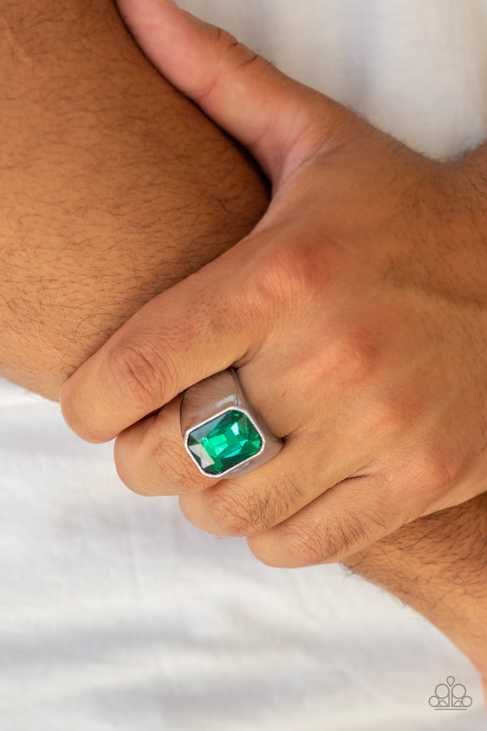 SCHOLAR - GREEN EMERALD RHINESTONE MENS RING MEN'S