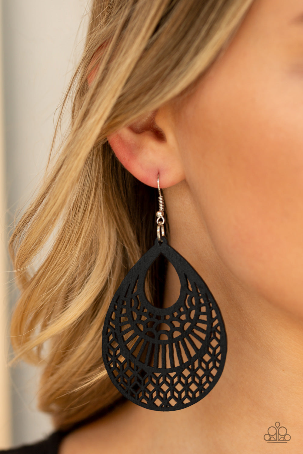 SHOULDA COULDA WOODA - BLACK TEARDROP WOODEN CUTOUT EARRINGS
