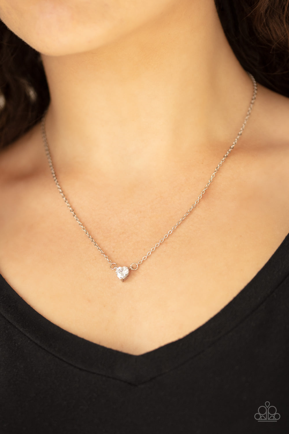 HEARTBEAT BLING - WHITE HEART SHAPE CUBIC ZIRCONIA SOLITAIRE DAINTY NECKLACE