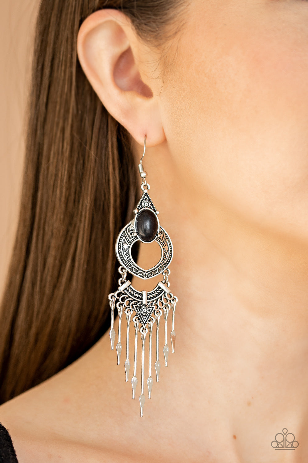 SOUTHERN SPEARHEAD - BLACK STONE OVAL METAL ARROW FRINGE EARRINGS