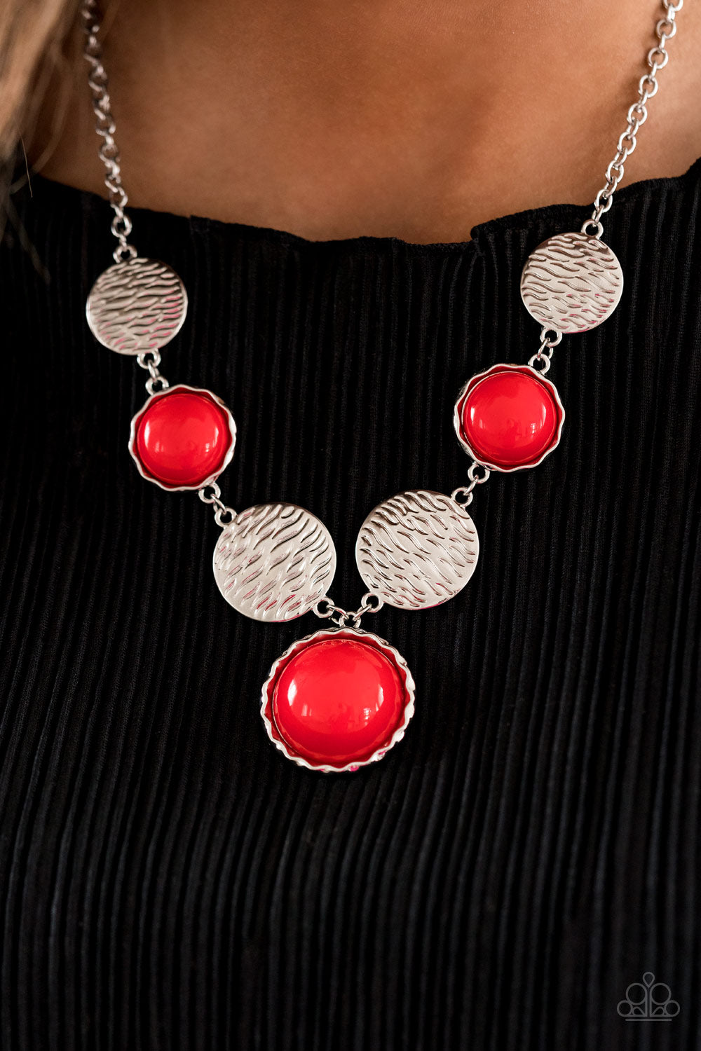 BOHEMIAN BOMBSHELL - RED