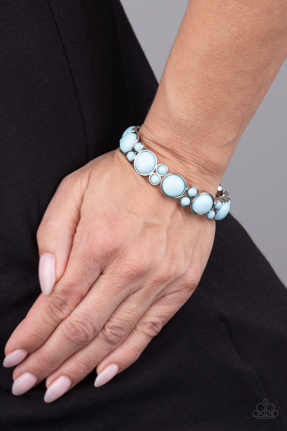 BUBBLY BELLE - BLUE BEADS STRETCH BRACELET