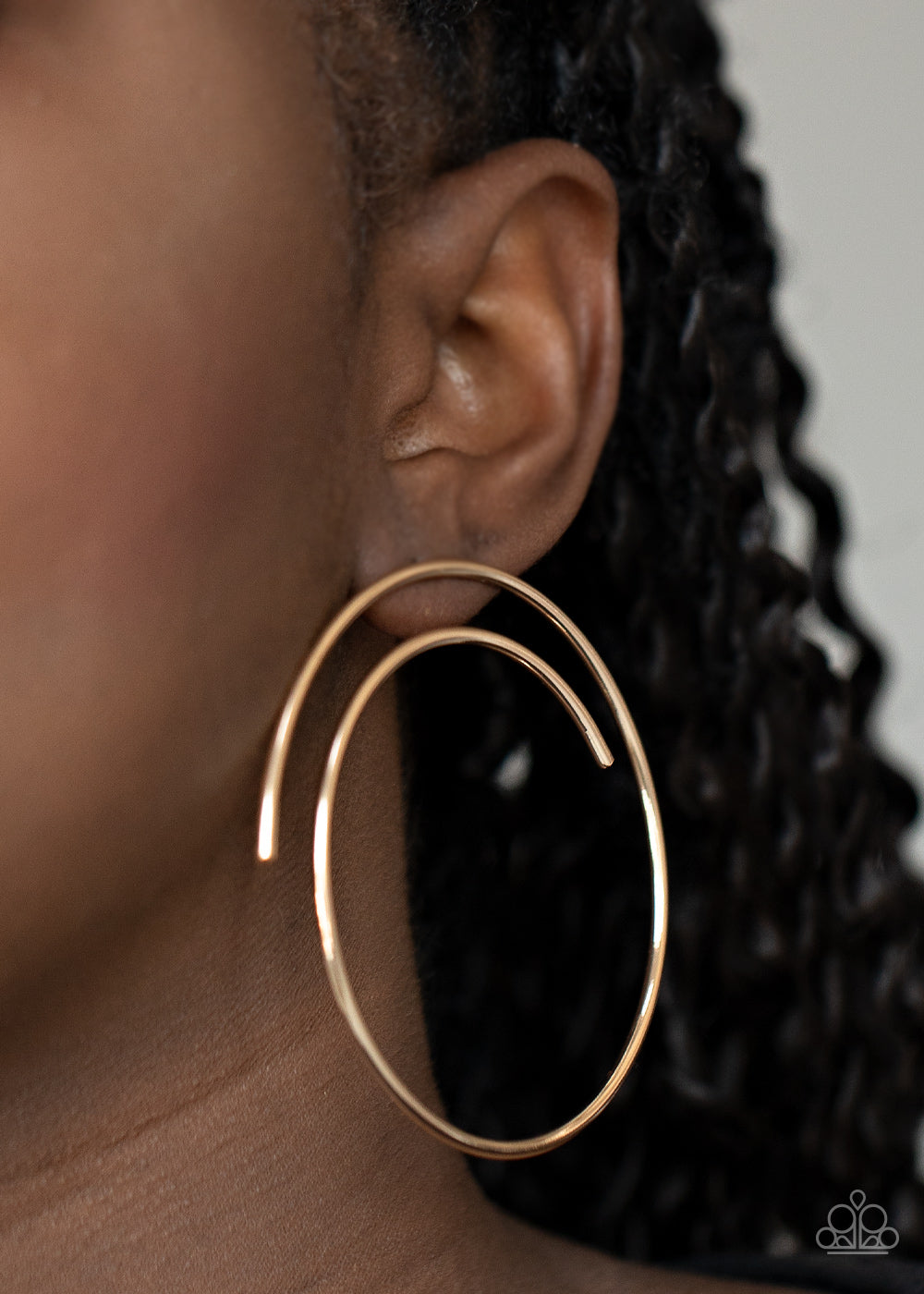 VOGUE VORTEX - GOLD COIL HOOP POST EARRINGS