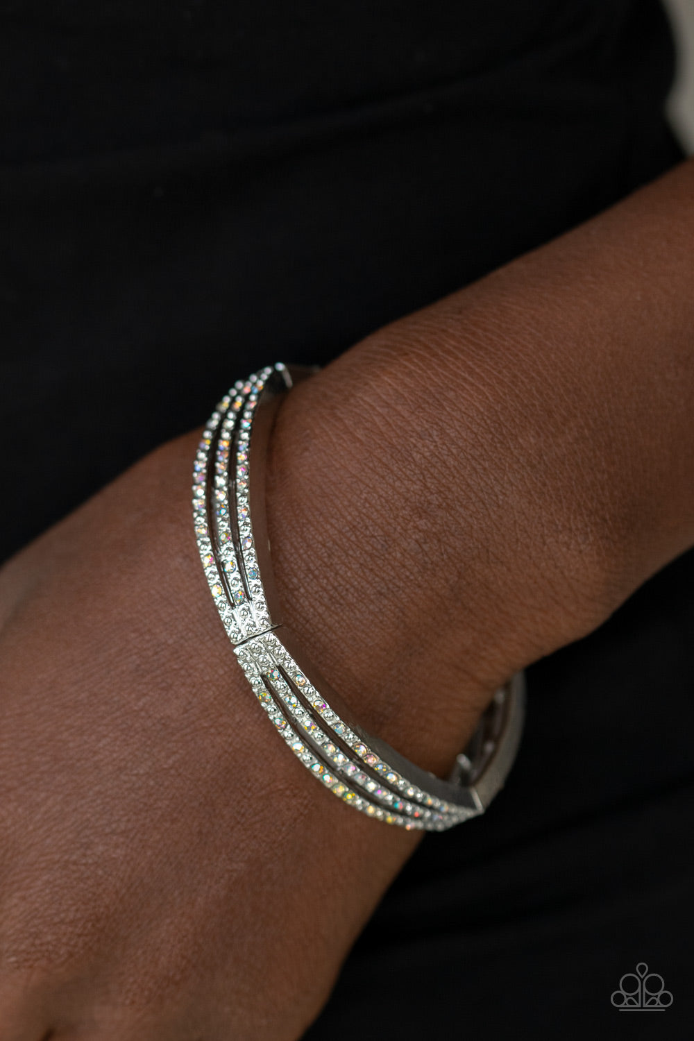 SUBURBAN SCENE - MULTI OIL SPILL IRIDESCENT RHINESTONE STRETCH BRACELET