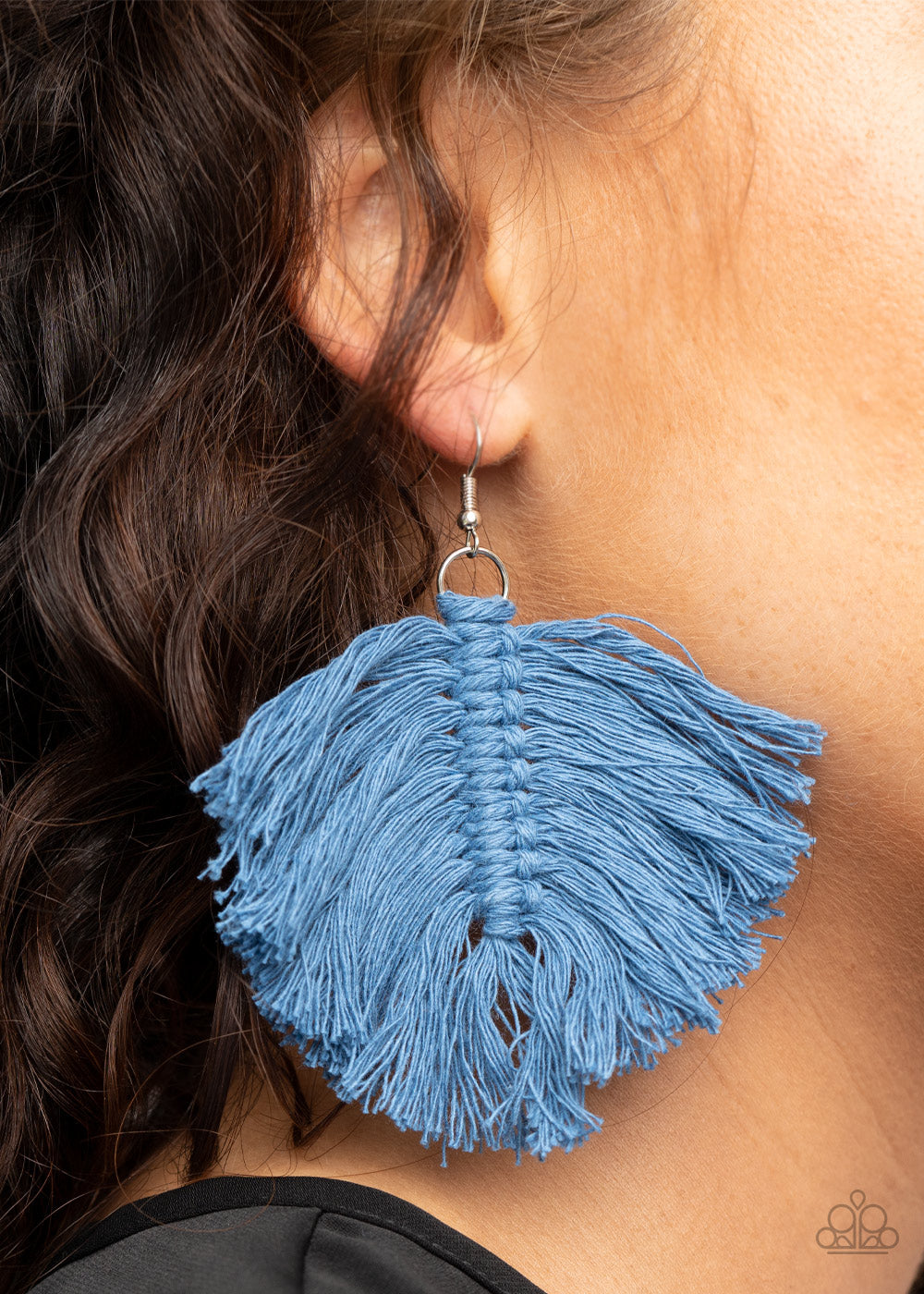 MACRAME MAMBA - BLUE KNOTTED THREAD TASSEL DENIM BLUE FRINGE EARRINGS