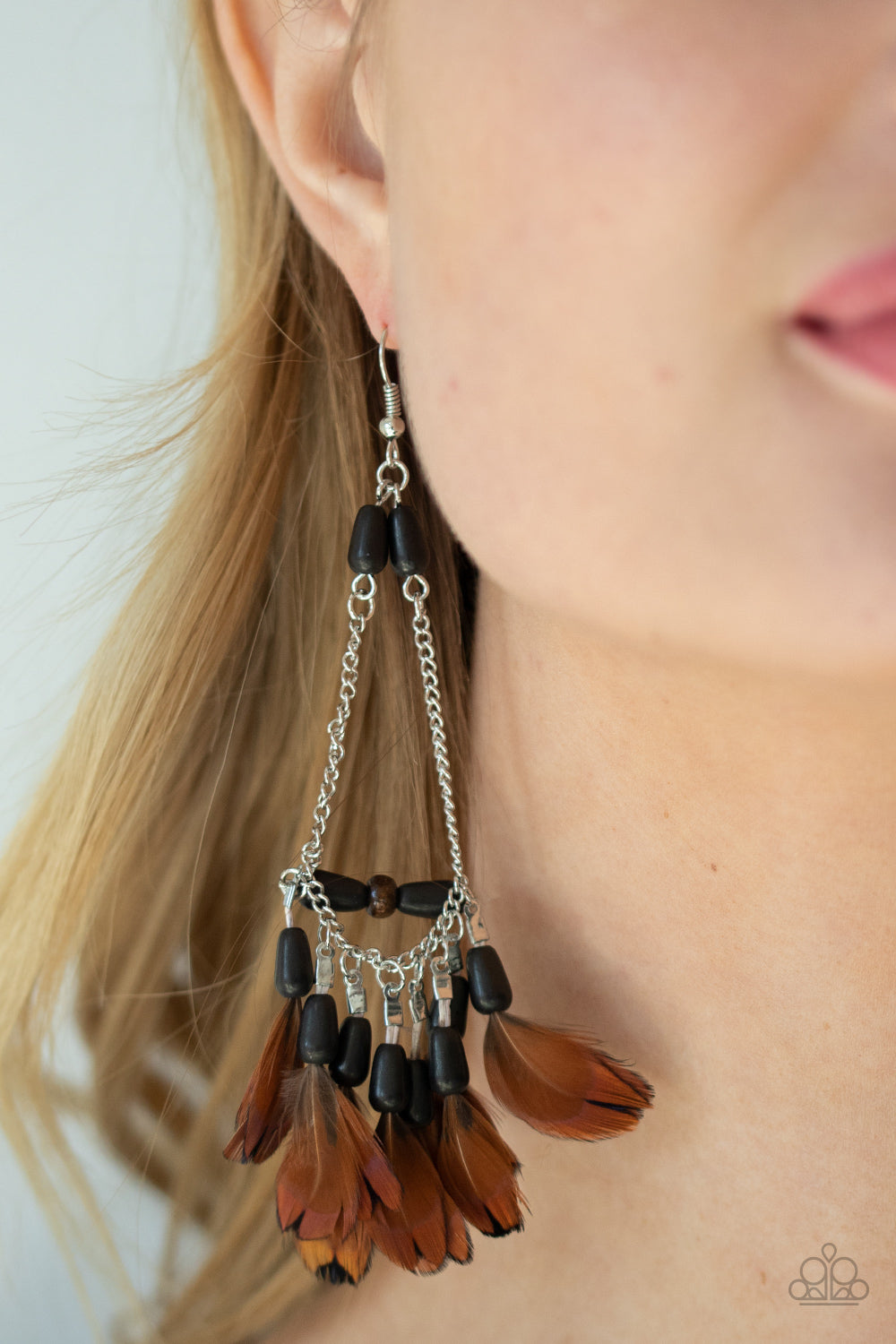 HAUTE HAWK - BLACK BEADS BROWN FEATHERS CHAIN EARRINGS