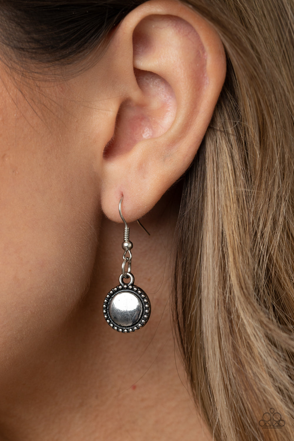 RULER OF THE ROOST - RED