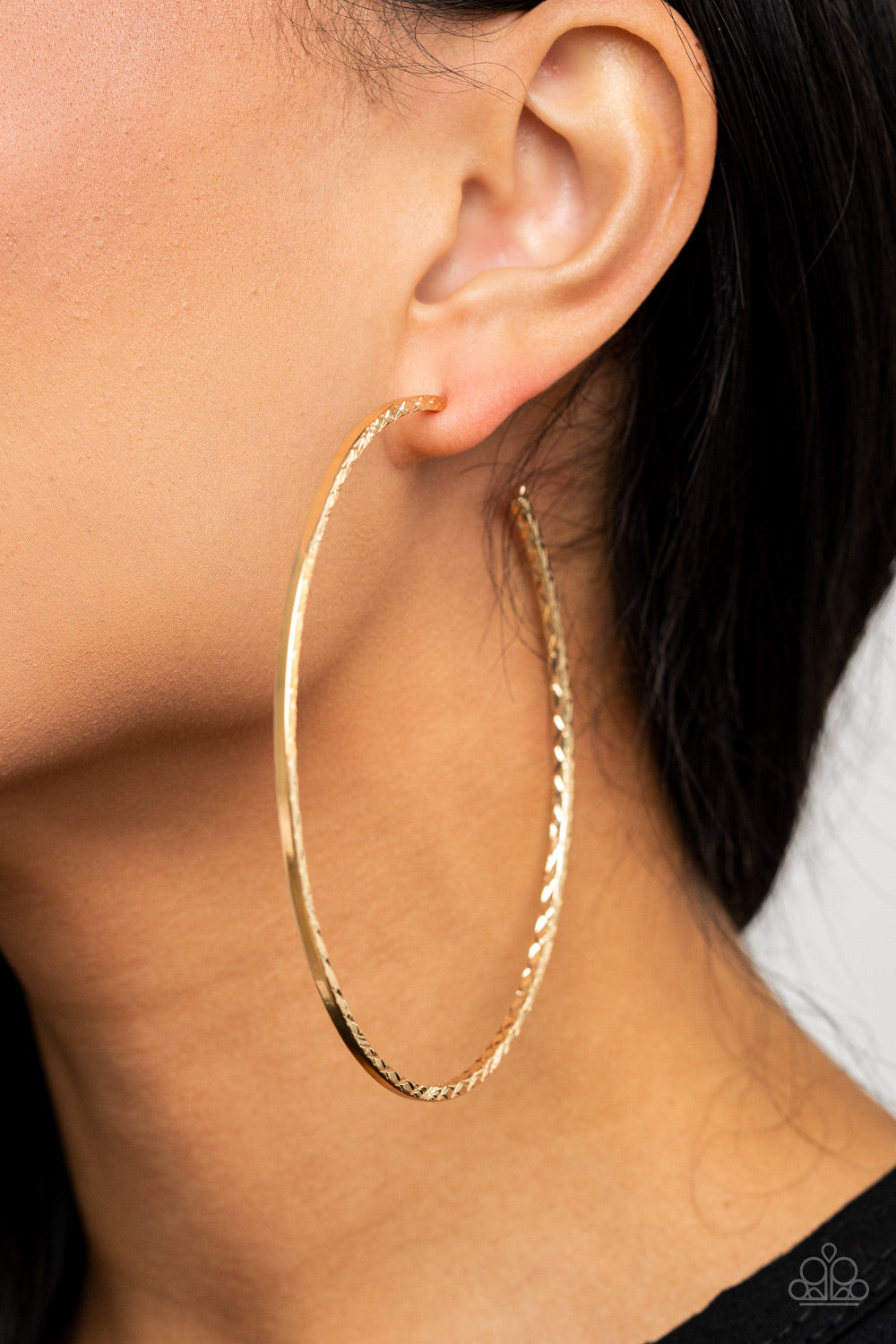 DIAMONDBACK DIVA - GOLD EXTRA LARGE SKINNY HOOP EARRINGS