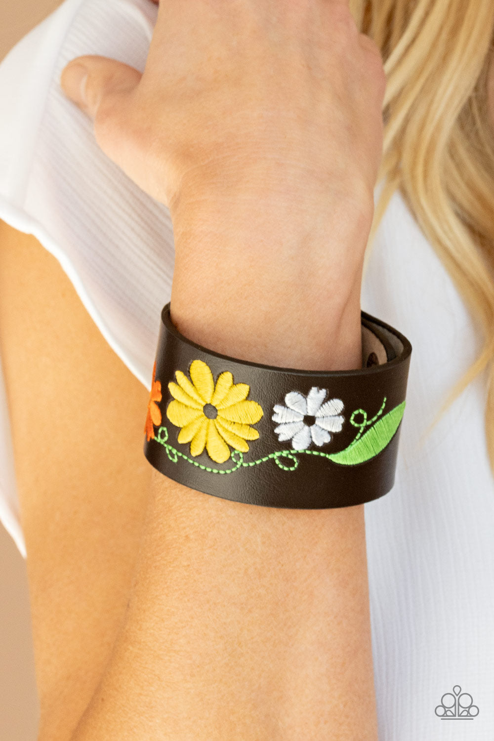 WESTERN EDEN - YELLOW EMBROIDERED FLOWER LEATHER WRAP