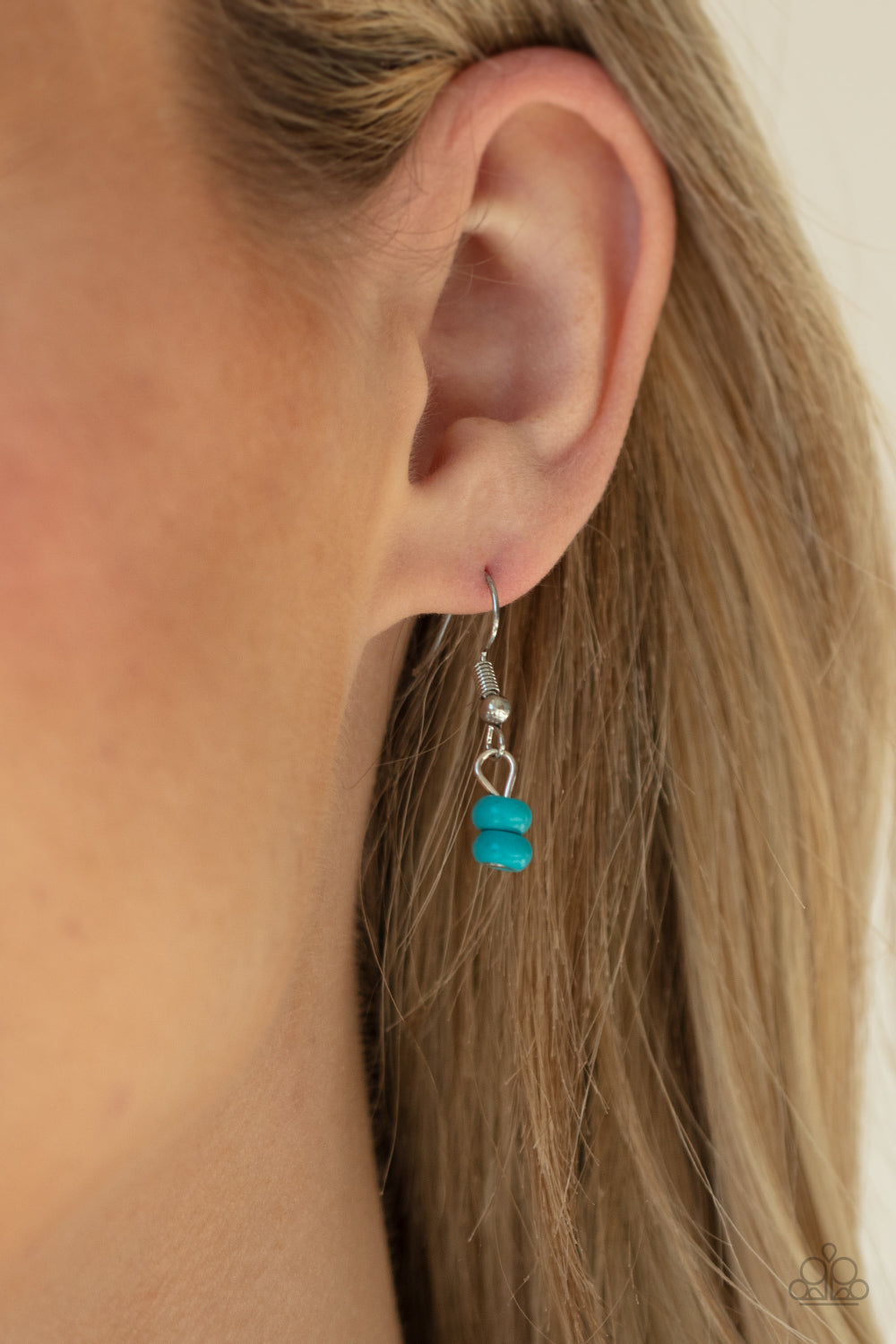 COUNTRY SWEETHEART - BLUE TURQUOISE HEART NECKLACE