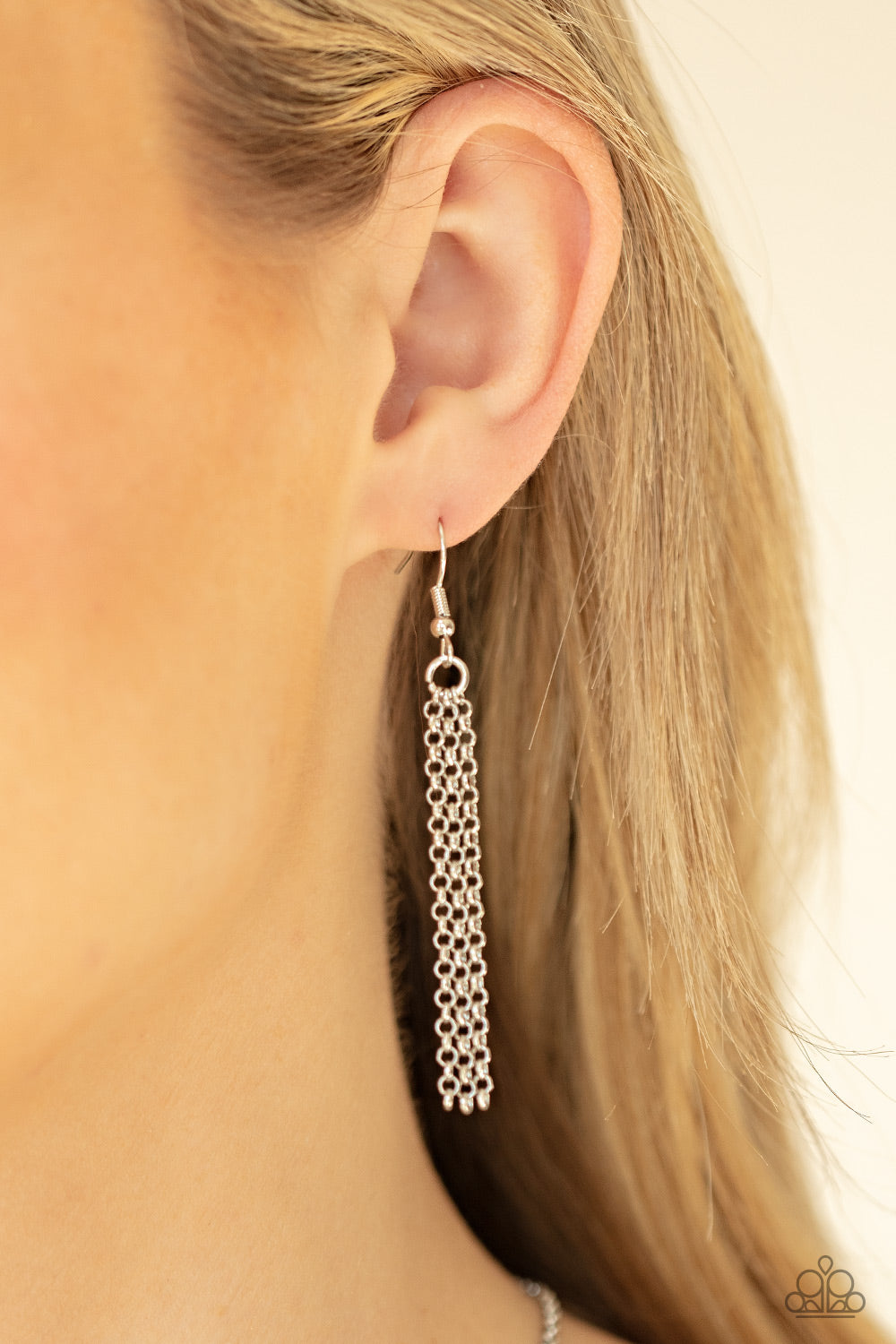 RIVAL-WORTHY REFINEMENT - PURPLE IRIDESCENT TEARDROP NECKLACE