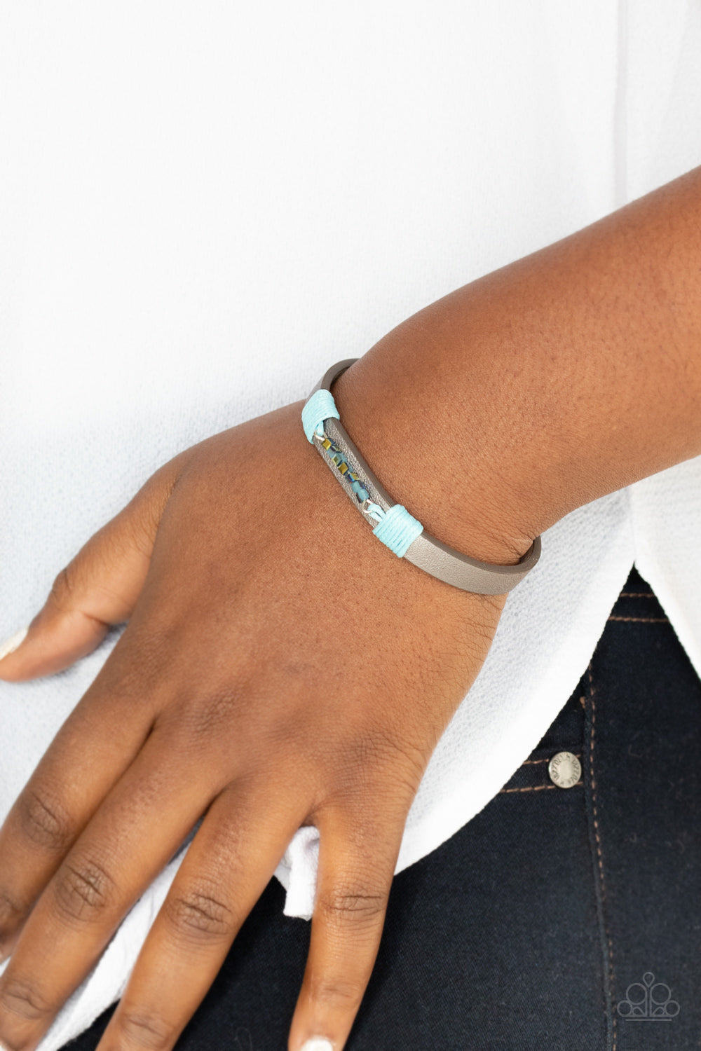 WORTH THE HYPE - BLUE TWINE OIL SPILL IRIDESCENT GRAY LEATHER WRAP BRACELET