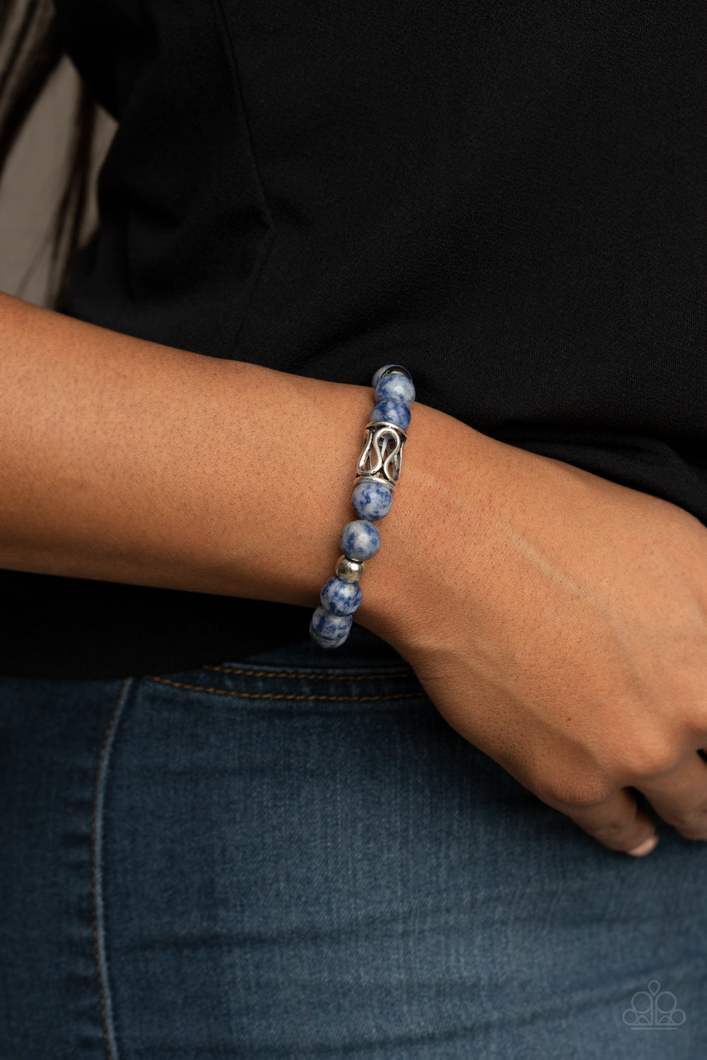 SOOTHES THE SOUL - BLUE SODALITE NATURAL POLISHED STONE SILVER BEAD STRETCH BRACELET